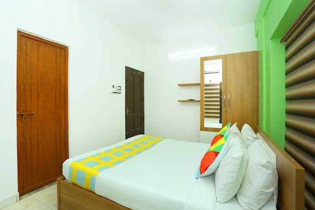 The Solo Apartments Kadavanthra Коччи Экстерьер фото